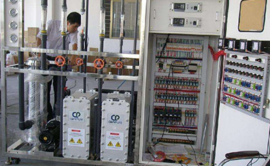 電子超純水設備出水水質符合美國ASTM純水水質標準、我國電子工業部電子級水質技術標準(18MΩ.cm、15MΩ.cm、10MΩ.cm、2MΩ.cm、0.5MΩ.cm五級標準)、我國電子工業部高純水水質試行標準、美國半導體工業用純水指標、日本集成電路水質標準、國內外大規模集成電路水質標準。<br />
